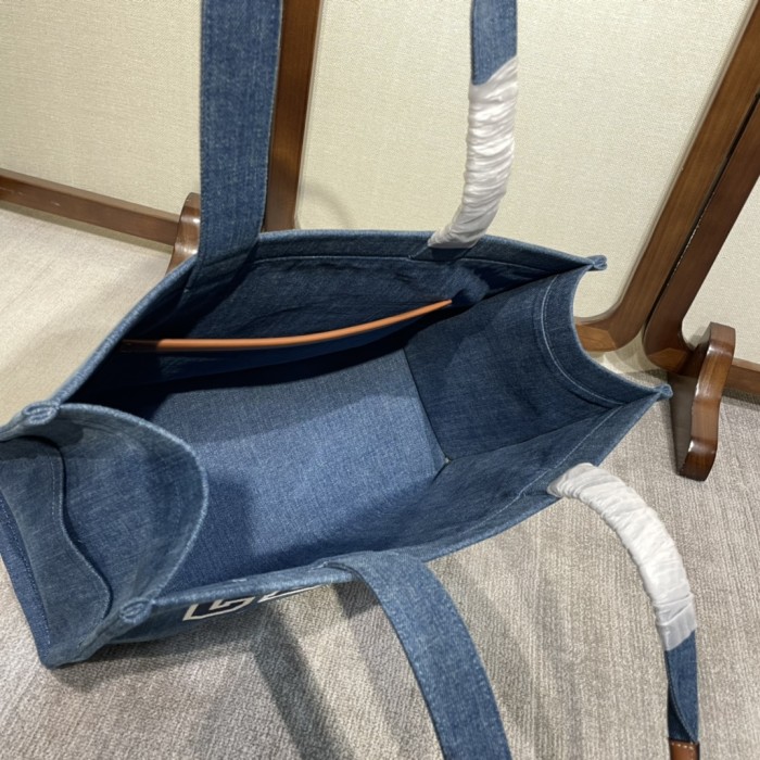  Handbags Chloe CABAS THAIS 196762 size:41 X 28 X 17 cm