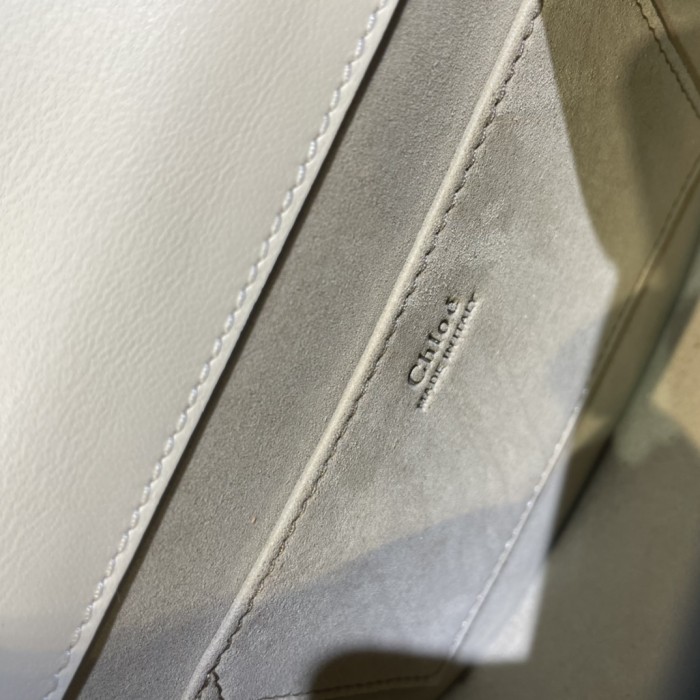  Handbags Chloe Nile 6011 size:18.5*6.5*15 cm