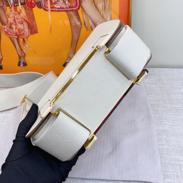  Handbags Hermes New model   size:18-23 cm