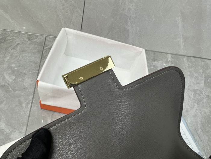  Handbags Hermes Constance  size:18-23 cm