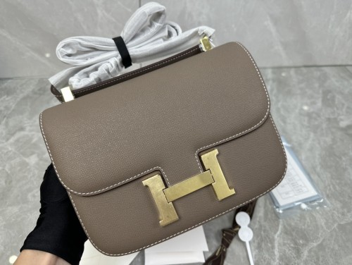  Handbags Hermes Constance  size:18-23 cm