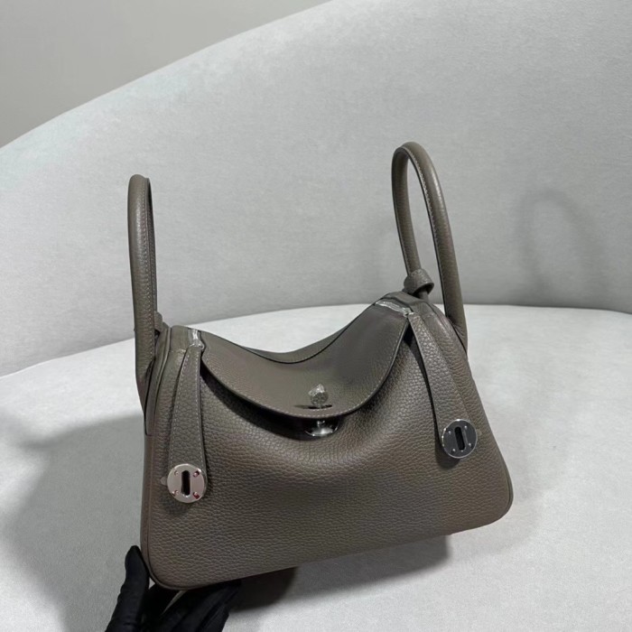  Handbags Hermes Lindy size:26 cm