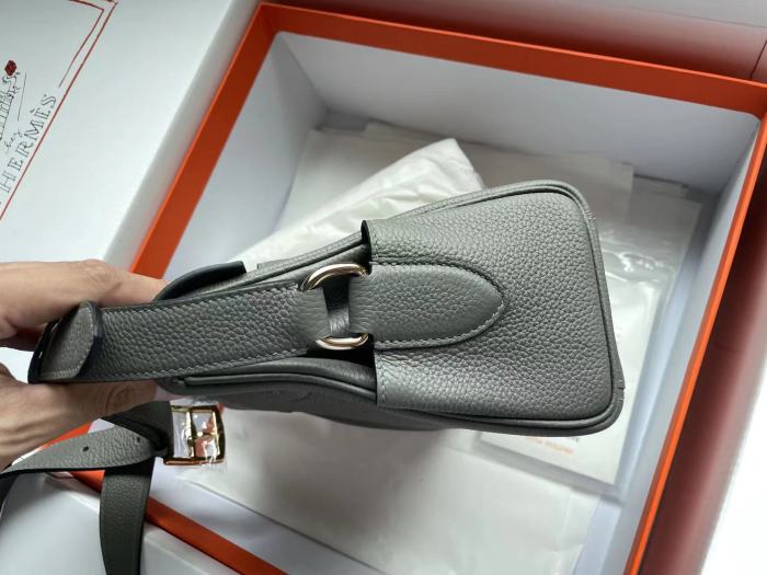  Handbags Hermes Kelly messenger  
