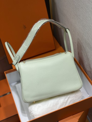  Handbags Hermes Lindy  size:26 cm
