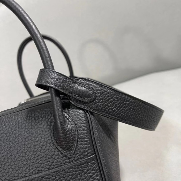  Handbags Hermes Lindy size:26 cm