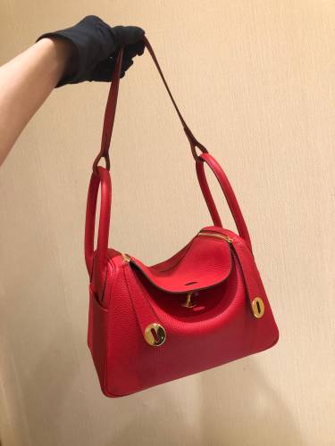  Handbags Hermes Lindy size:19.5 cm