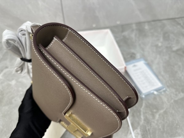  Handbags Hermes Constance  size:18-23 cm