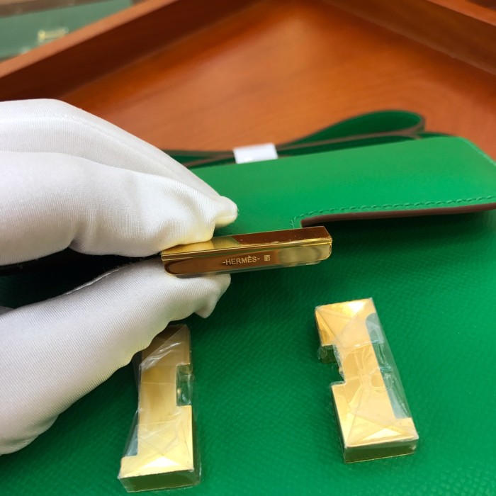  Handbags Hermes Constance size:18 cm