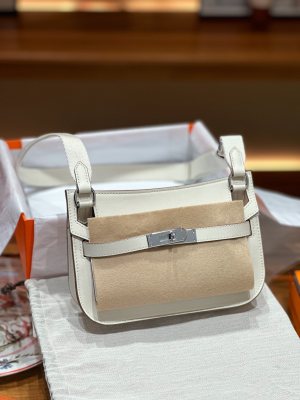  Handbags Hermes Jypsiere   size:23-17-5  cm