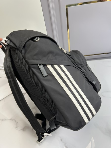 handbags prada 2VZ135   size：17-27-45cm