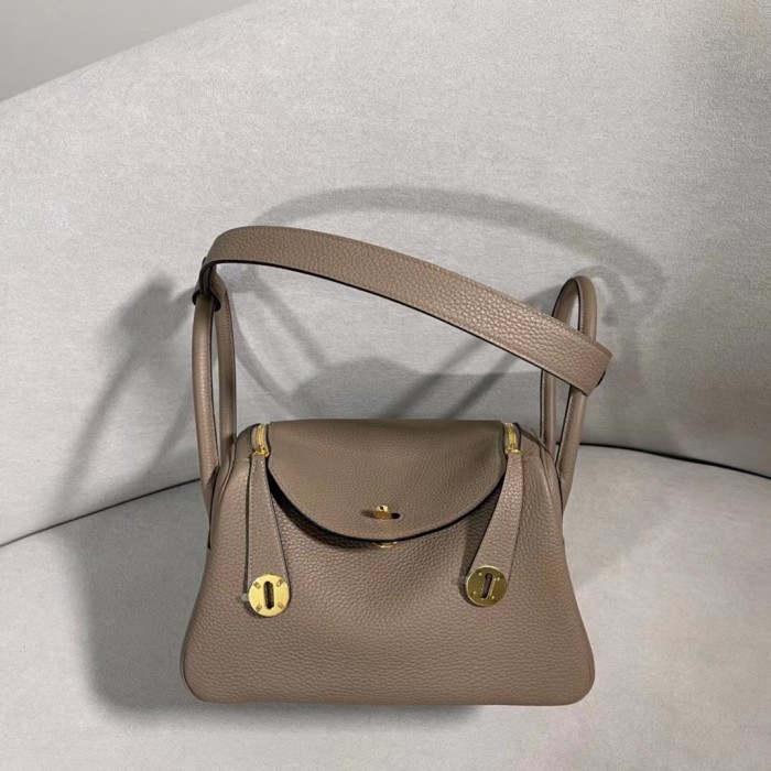  Handbags Hermes Lindy size:26 cm