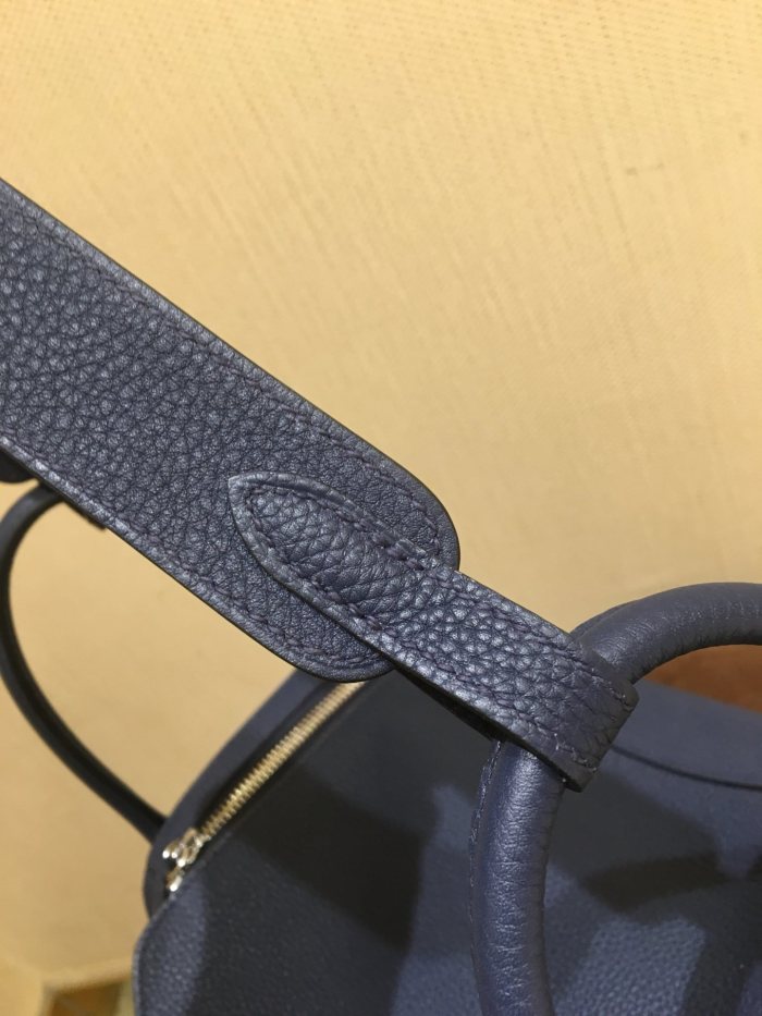  Handbags Hermes Lindy size:19.5 cm