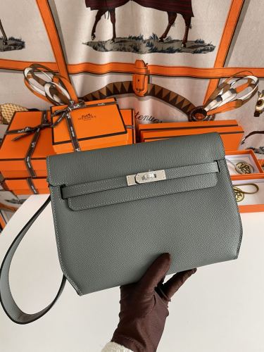 HERMES Kelly Depeches Epsom Leather Clutch Men's 63 Vert Amande Almond Green H078397CK63 size 25*19.5*4cm