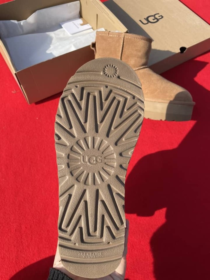 UGG Classic Mini Platform Boot Chestnut (Women's)