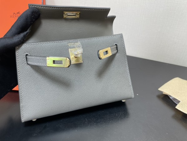  Handbags  Hermes Kelly size:19.5 cm