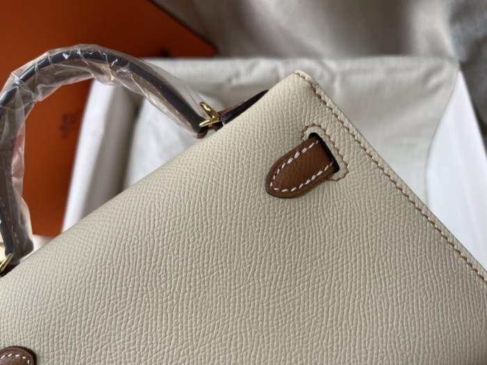  Handbags Hermes mini kelly  size:20 cm