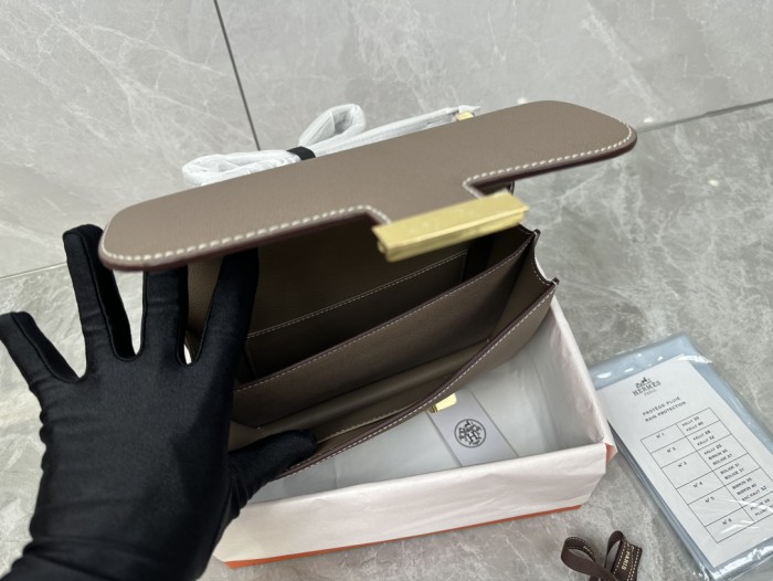  Handbags Hermes Constance  size:18-23 cm