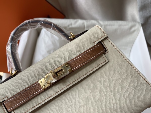  Handbags Hermes mini kelly  size:20 cm