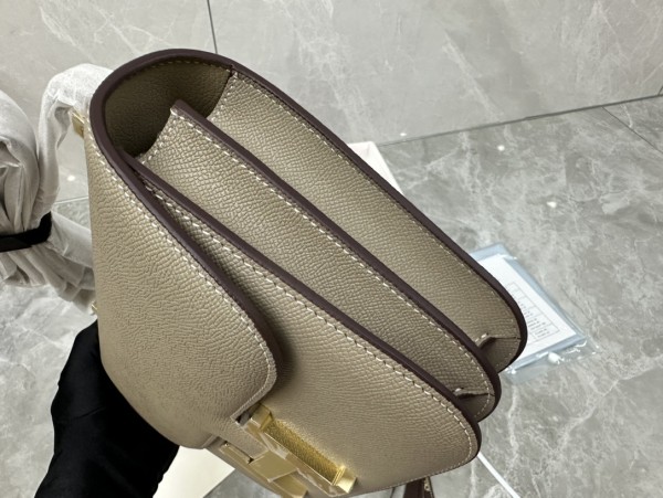  Handbags Hermes Constance  size:18-23 cm