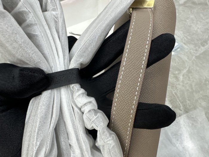  Handbags Hermes Constance  size:18-23 cm