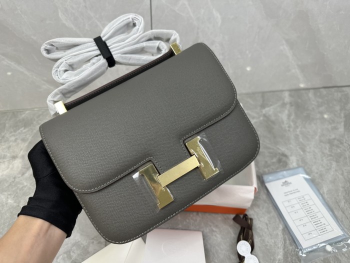  Handbags Hermes Constance  size:18-23 cm