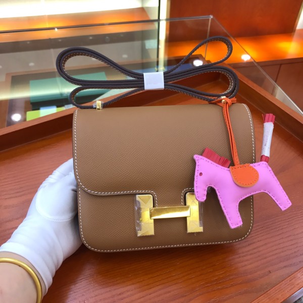  Handbags Hermes Constance size:18 cm