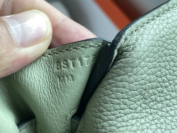  Handbags Hermes Kelly messenger  