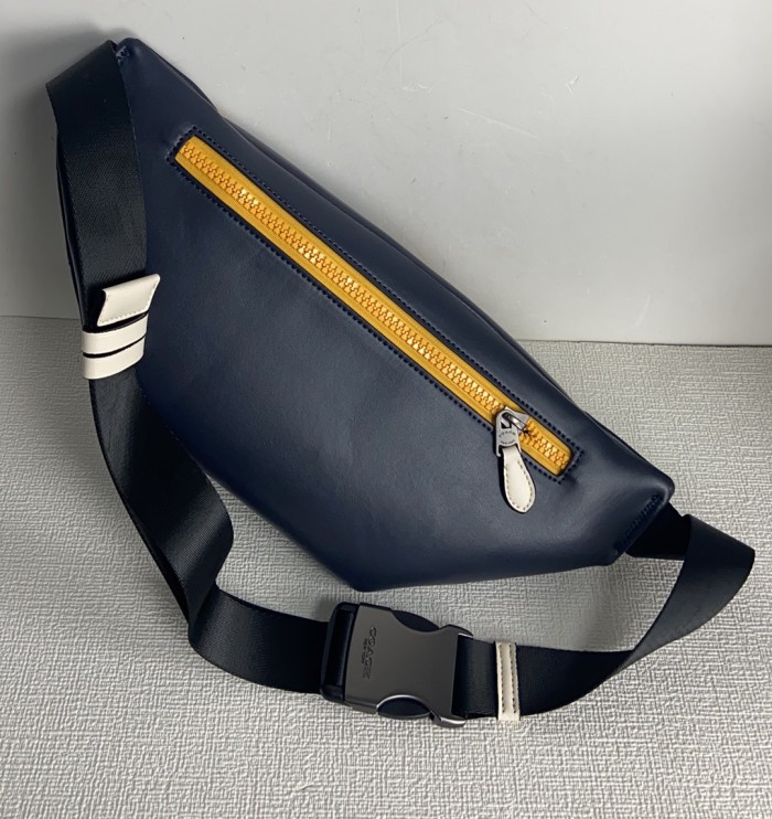 Handbags Coach cE552 size:30*12*4