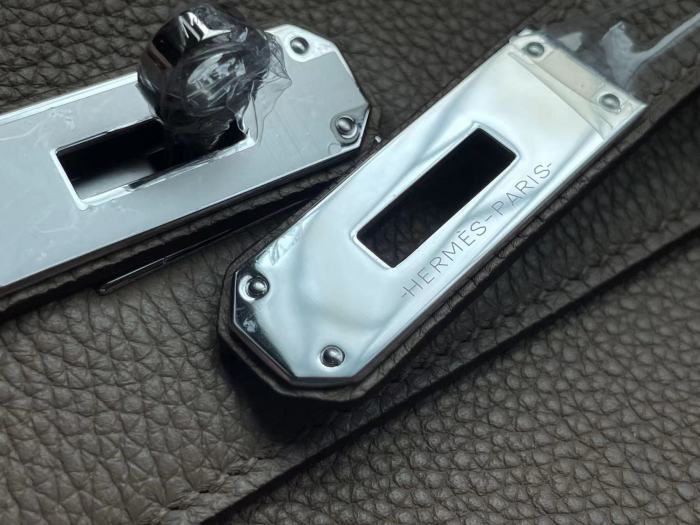  Handbags Hermes Kelly messenger  