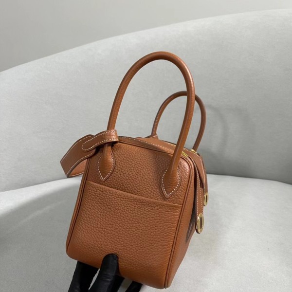  Handbags Hermes Lindy  size:26 cm