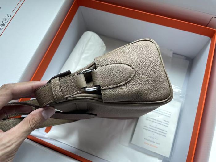  Handbags Hermes Kelly messenger  