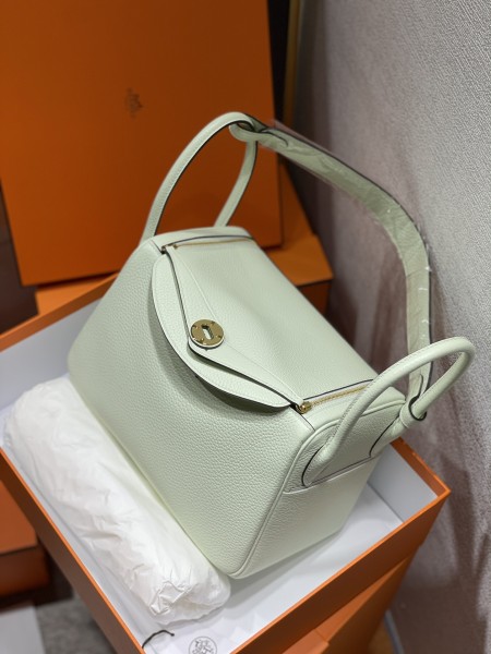  Handbags Hermes Lindy  size:26 cm