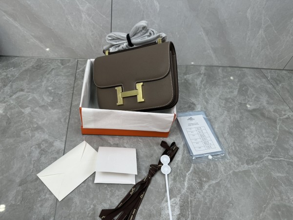  Handbags Hermes Constance  size:18-23 cm