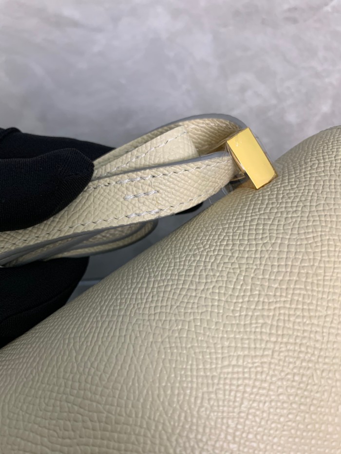  Handbags Hermes Constance  size:18-23 cm