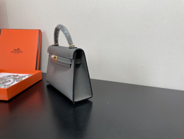  Handbags  Hermes Kelly size:19.5 cm