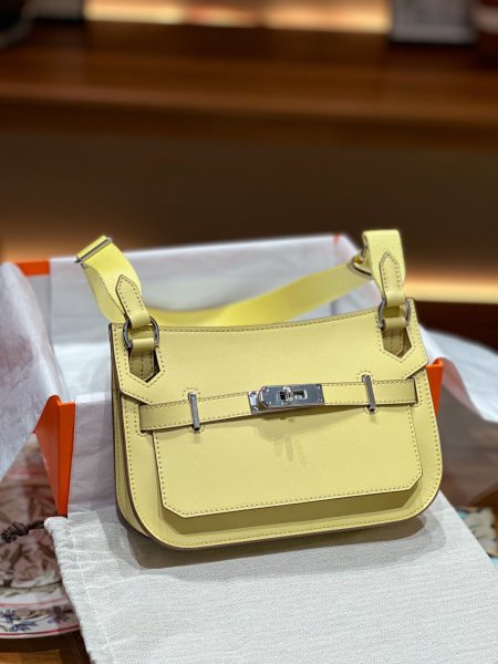  Handbags Hermes Jypsiere size：23-17-5   cm