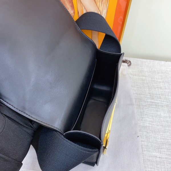  Handbags Hermes  New model   size:20x6.5x16 cm