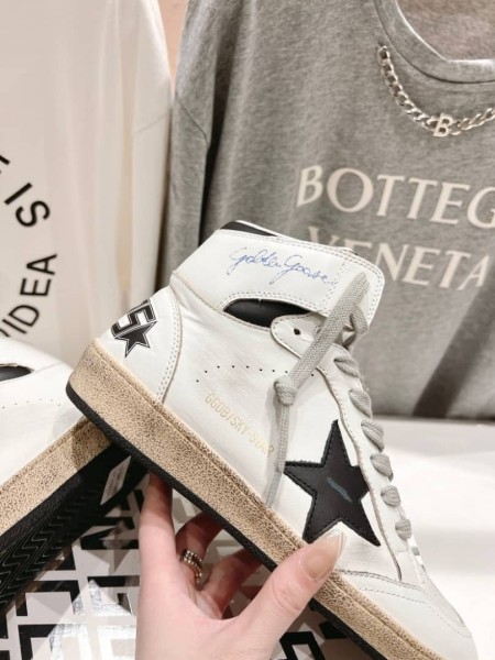Golden Goose Sky-Star Leather White Black