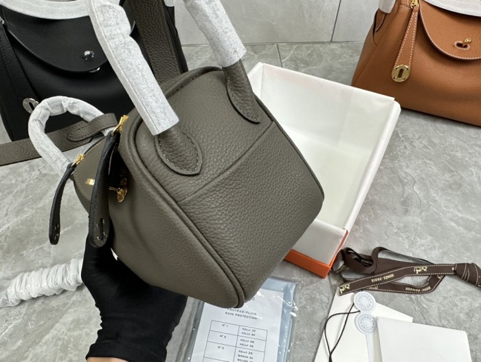 Handbags Hermes Lindy