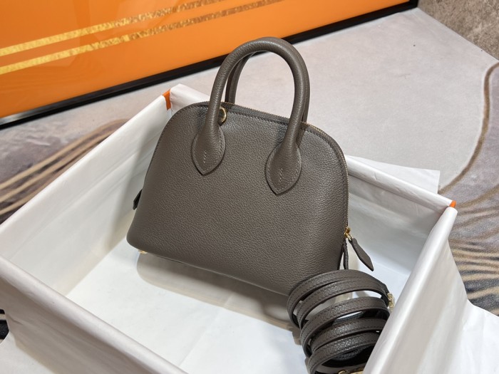  Handbags Hermes Mini bolide size:19*14*8 cm
