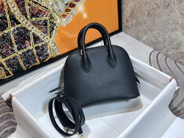  Handbags Hermes Mini bolide size:19*14*8 cm