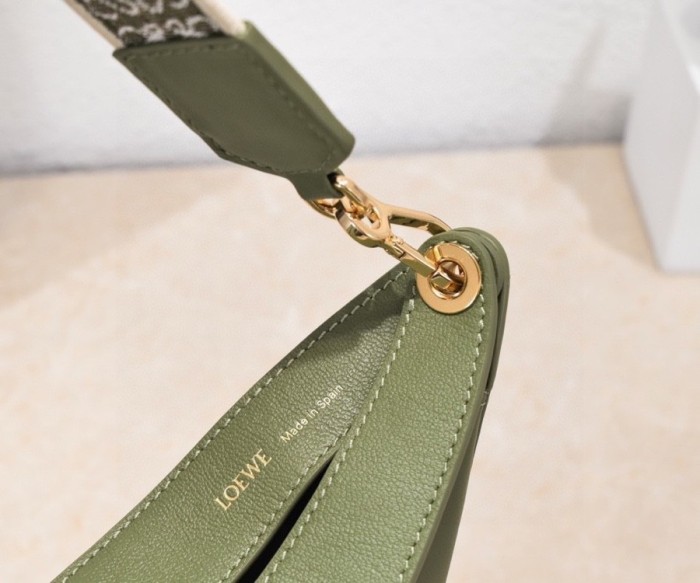 handbags LOEWE 8891# SIZE:29*27*8CM