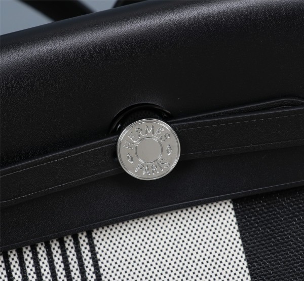  Handbags Hermes Hermès Herdag  size:31cm