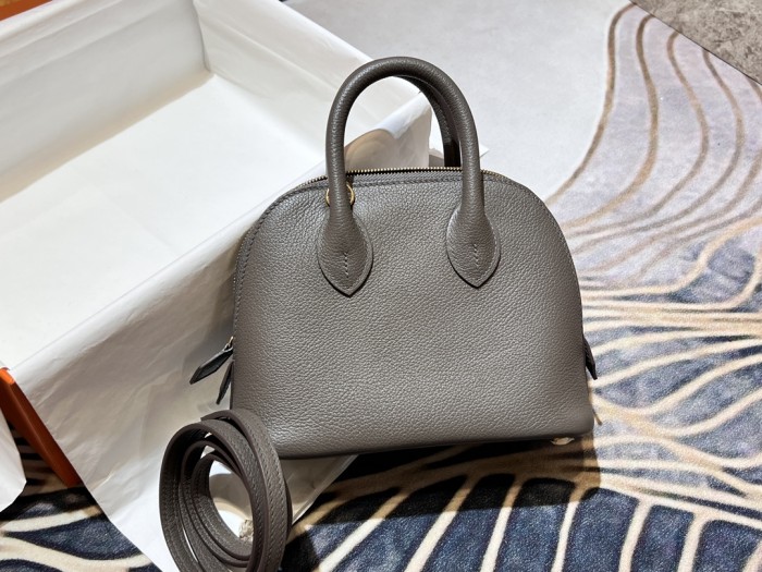  Handbags Hermes Mini bolide size:19*14*8 cm