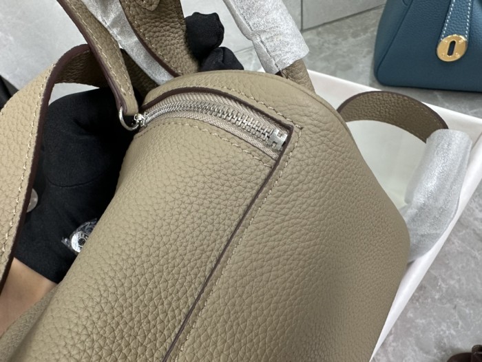  Handbags Hermes Lindy