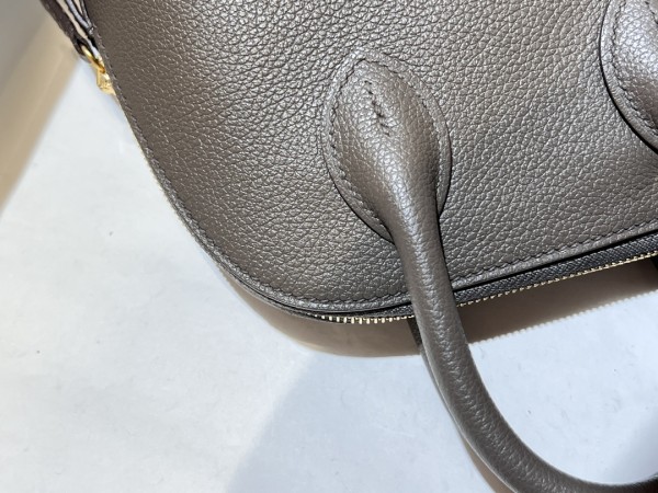  Handbags Hermes Mini bolide size:19*14*8 cm