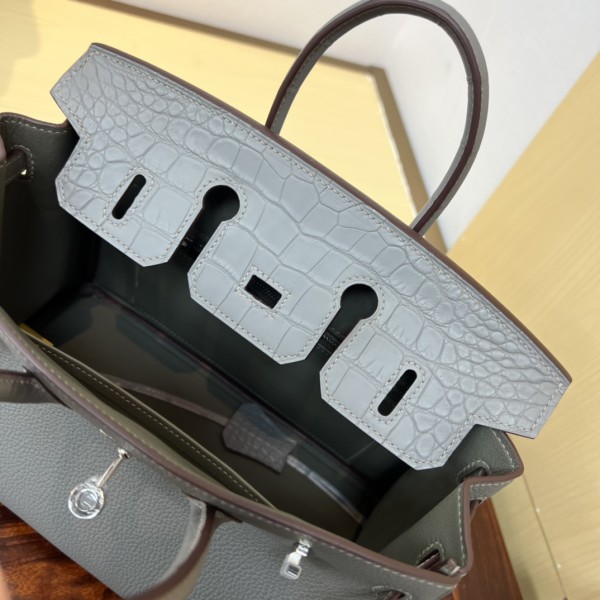  Handbags Hermes touch BK size:25 cm