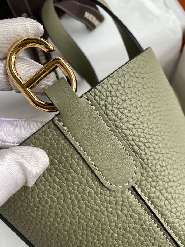  Handbags Hermes Constance  size:18 cm