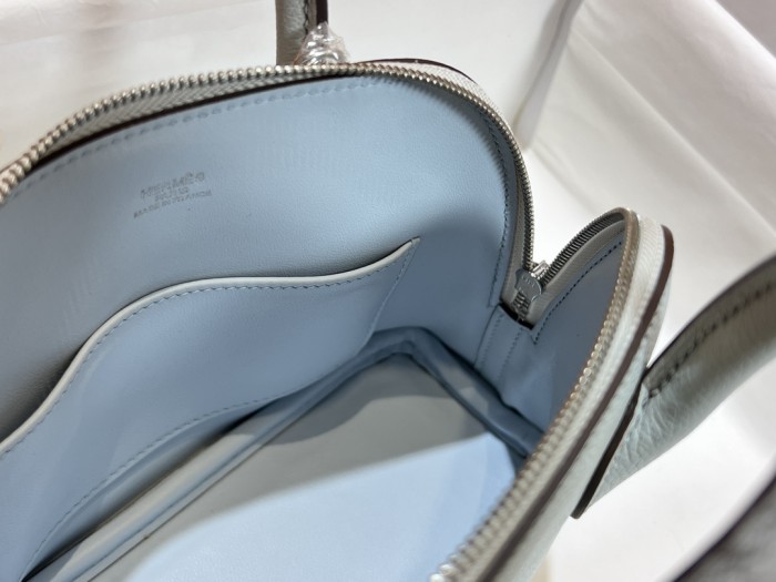  Handbags Hermes Mini bolide size:19*14*8 cm