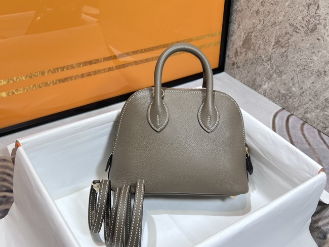  Handbags Hermes Mini bolide size: 19*14*8 cm